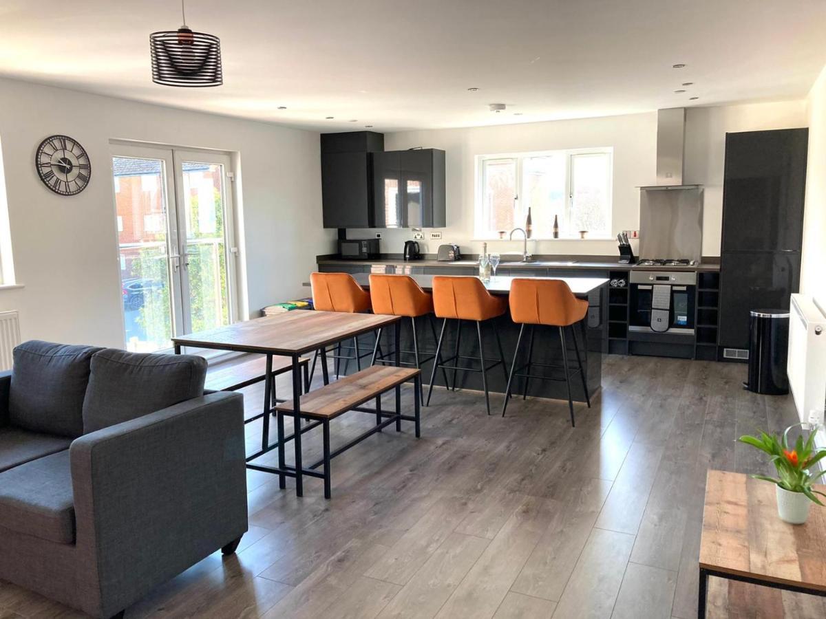 Spacious Newly Built Apartment Rhos On Sea, Colwyn Bay מראה חיצוני תמונה